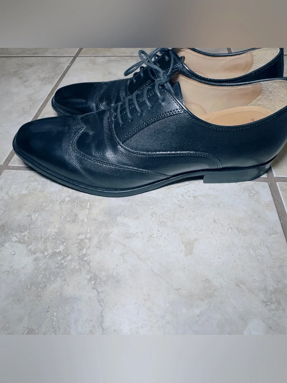 Johnston & Murphy Men's Sheepskin Classic Black Leather Dress Oxfords
